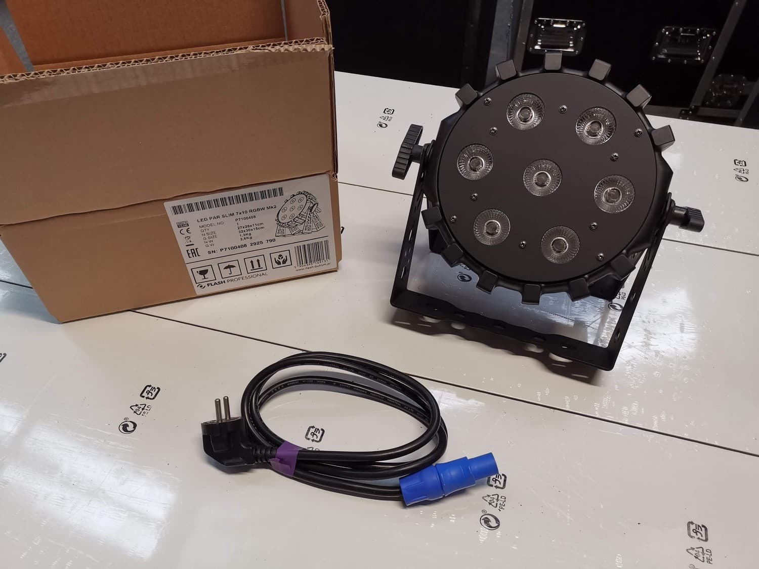Flash Professional LED PAR Slim 7x10 RGBW Mk2